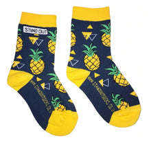 Load image into Gallery viewer, Stand out socks kids pineapple funk socks
